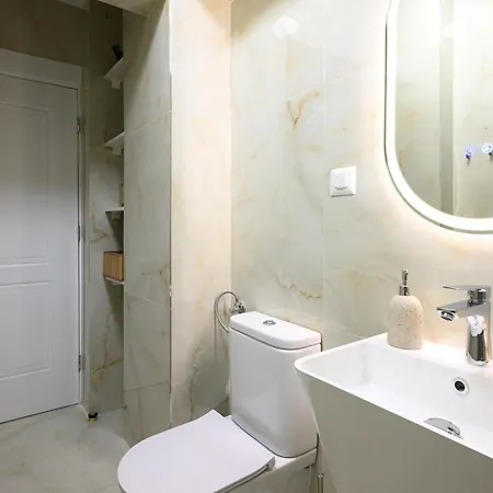 Daire Homeish - Cozy & Comfort, Just Like Bükreş